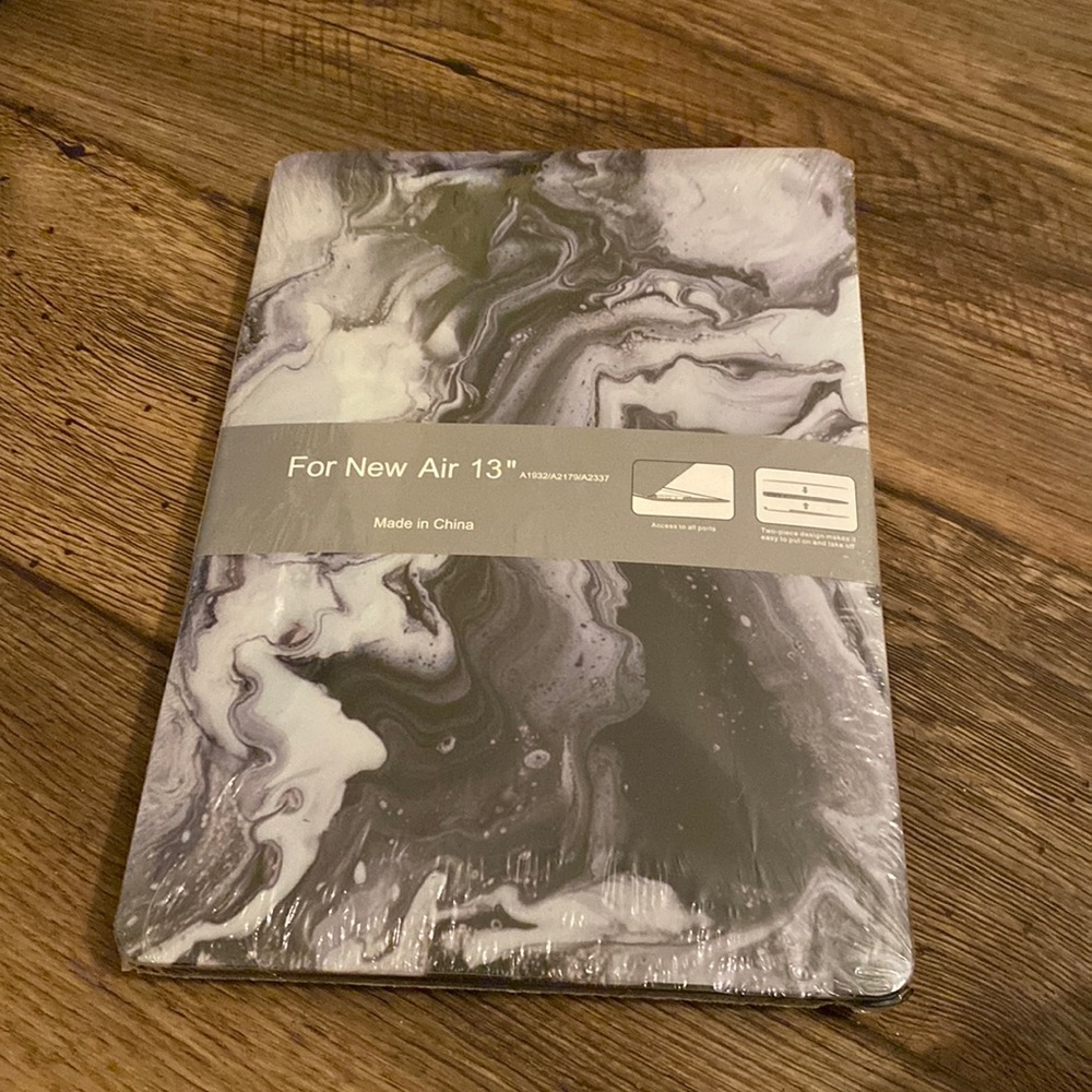 MacBook Pro / Air / Retina 13 inch Plastic Hard Shell Case  Skin Cover marble